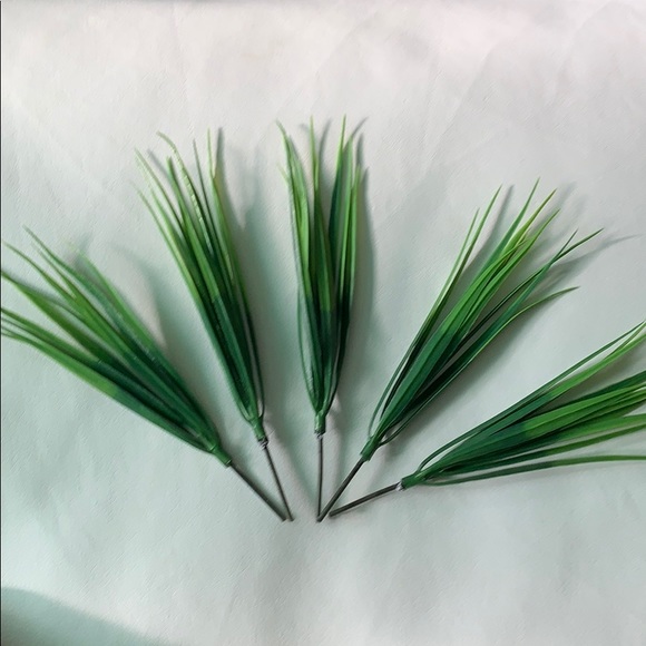 Set of 5 Artificial Grass Stalks - Picture 2 of 8